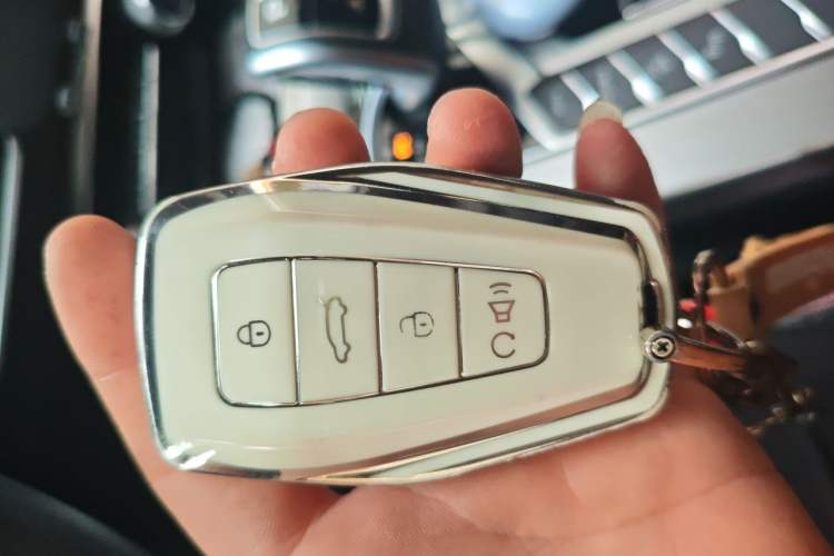 Used Geely Auto Coolray 2020 PRO 260T DCT Knight Vehicle Key