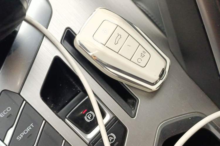 Used Geely Auto Coolray 2020 Facelift 240T DCT Hunter Vehicle Key