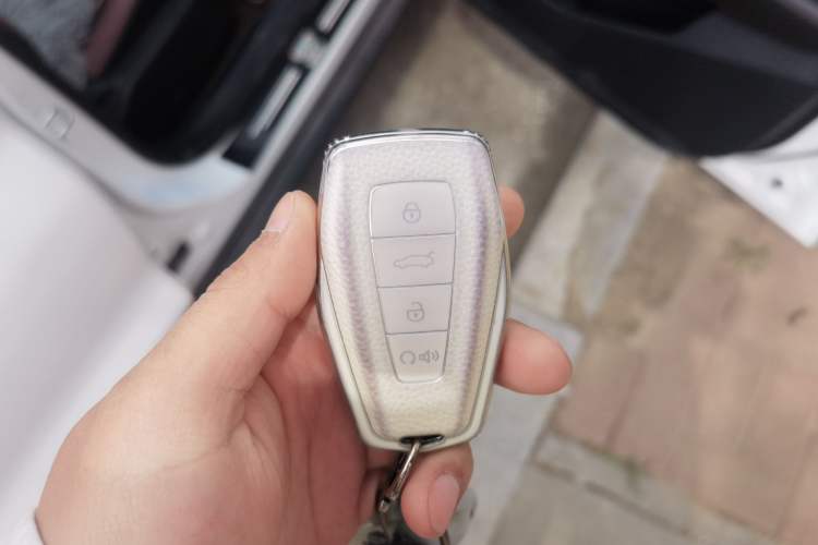 Used Geely Auto Coolray 2020 PRO 260T DCT Light Knight BSG Vehicle Key