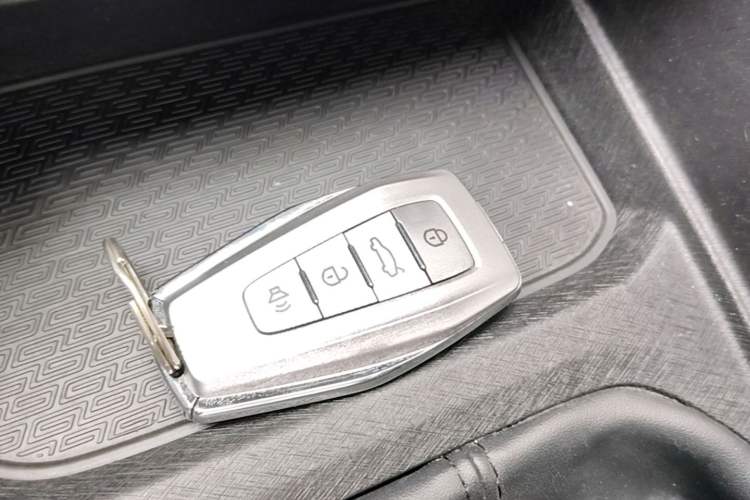 Used Geely Auto Coolray 2020 240T Manual Archer Vehicle Key
