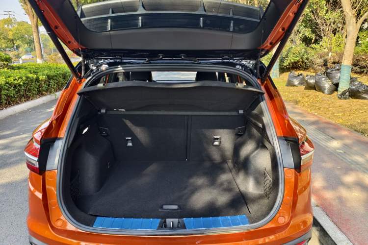 Used Geely Auto Coolray 2020 PRO 260T DCT Battle Trunk