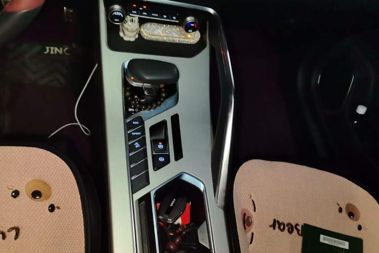 Used Geely Auto Coolray 2021 1.5TD DCT Starry Edition Gear Lever