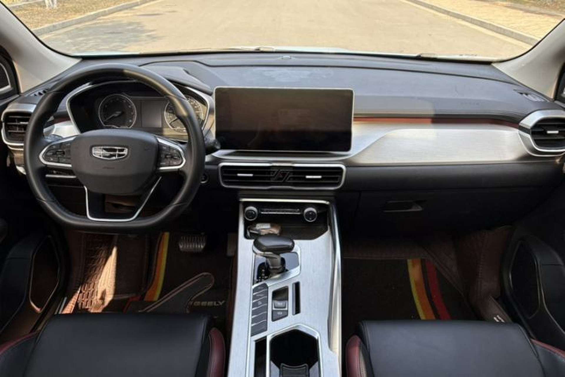 Used Geely Auto Coolray 2021 1.4T DCT Diamond Edition Interior 1