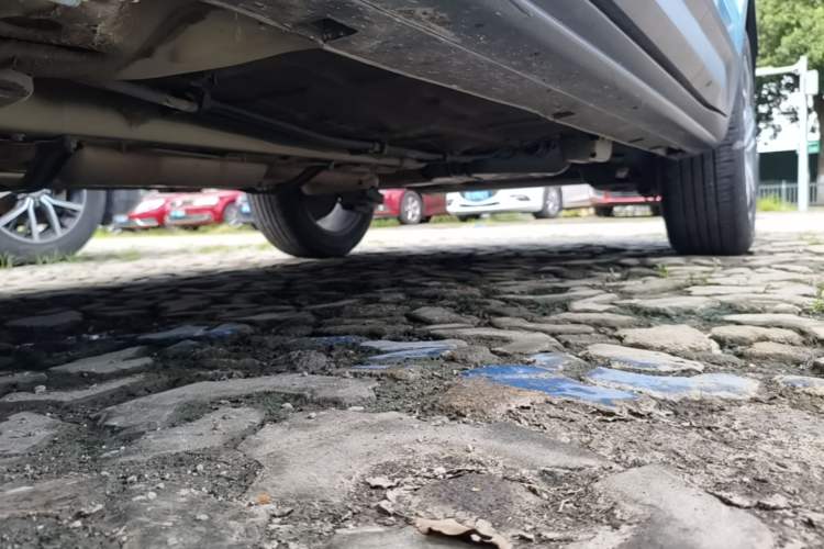 Used Geely Auto Coolray 2021 1.4T DCT Diamond Edition Left Side Sill