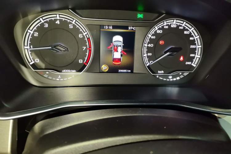 Used Geely Auto Coolray 2021 1.5TD DCT Starry Edition Odometer Close Up