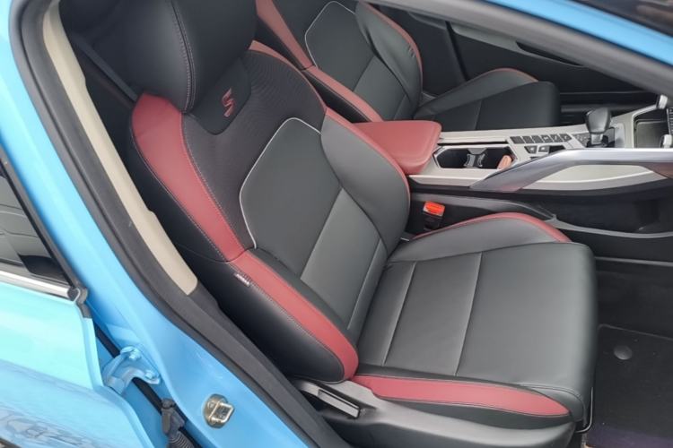 Used Geely Auto Coolray 2021 1.4T DCT Diamond Edition Right Front Seat
