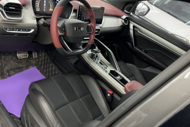 Used Geely Auto Coolray 2021 1.5TD DCT Glory Edition Interior 1