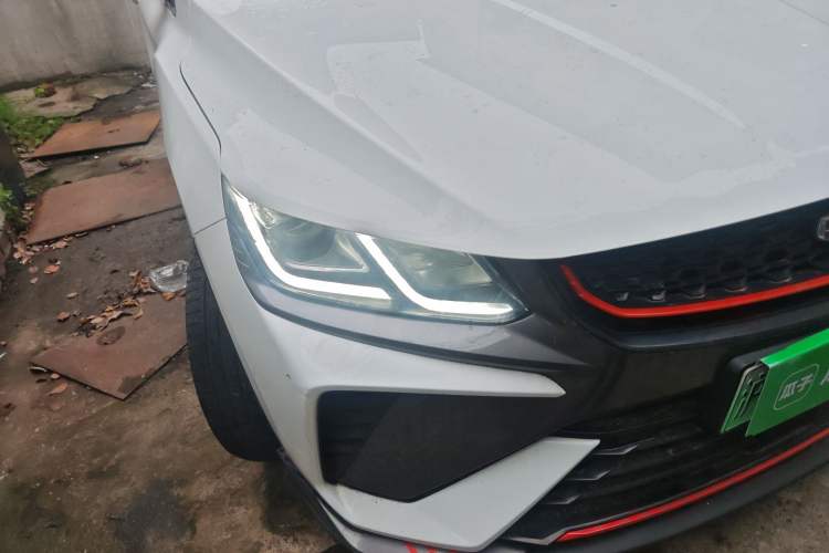Used Geely Auto Coolray 2021 1.5TD DCT Starry Edition Right Front Headlight