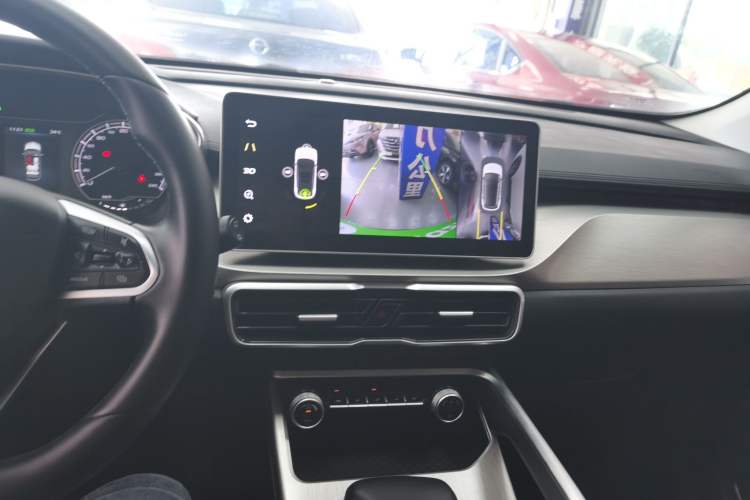 Used Geely Auto Coolray 2021 1.4T DCT Diamond Edition Audio And AC Panel