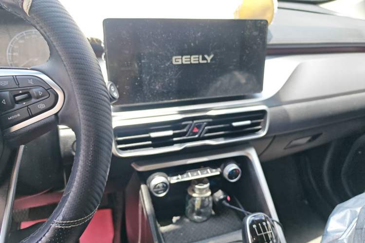 Used Geely Auto Coolray 2021 1.4T Manual Gold Edition Audio And AC Panel
