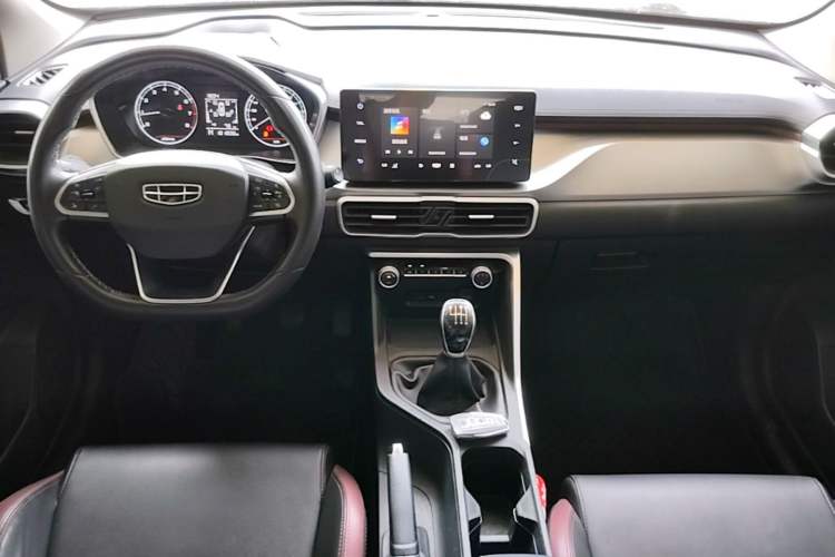 Used Geely Auto Coolray 2021 1.4T Manual Gold Edition Center Console