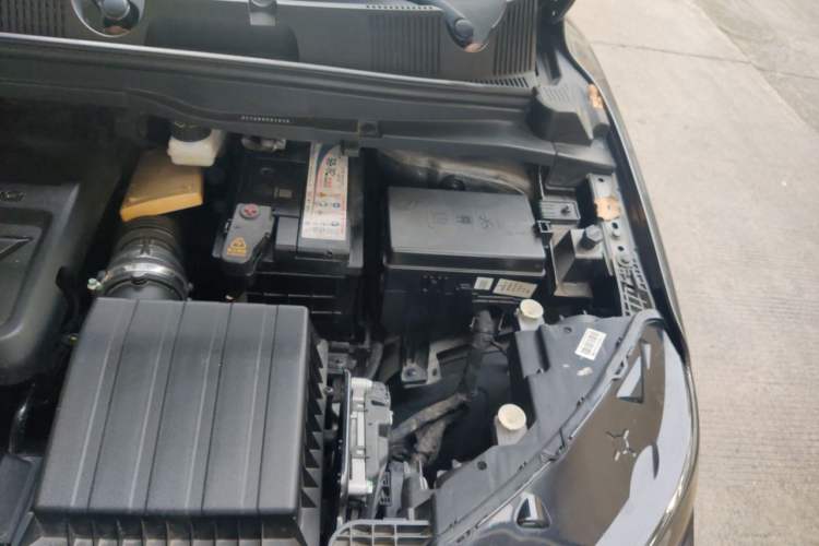 Used Geely Auto Coolray 2021 1.4T DCT Platinum Edition Engine Bay Left