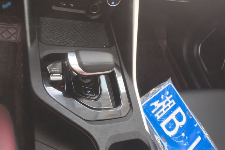 Used Geely Auto Coolray 2021 1.4T DCT Platinum Edition Gear Lever
