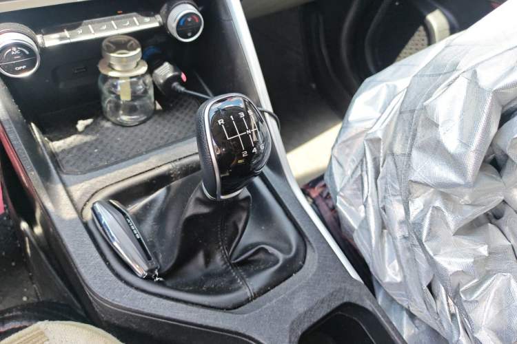 Used Geely Auto Coolray 2021 1.4T Manual Gold Edition Gear Lever
