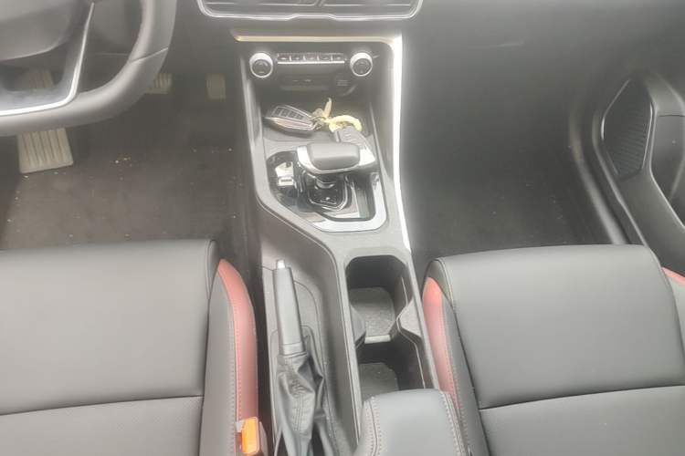 Used Geely Auto Coolray 2021 1.4T DCT Platinum Edition Gear Lever