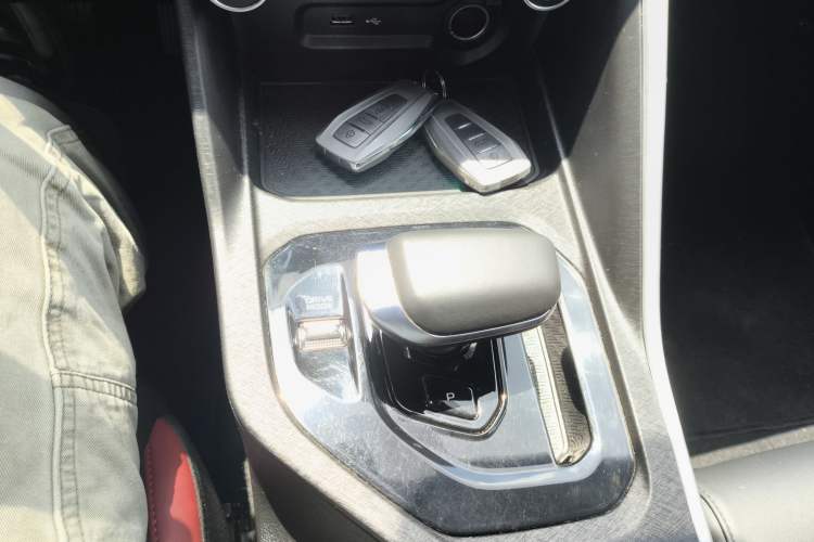 Used Geely Auto Coolray 2021 1.4T DCT Platinum Edition Gear Lever