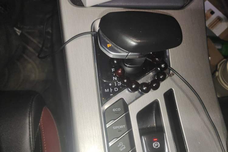 Used Geely Auto Coolray 2021 1.4T DCT Diamond Edition Gear Lever