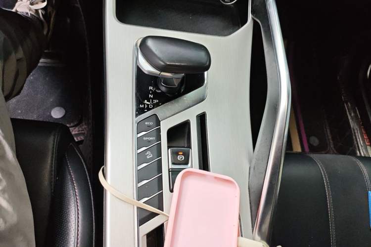 Used Geely Auto Coolray 2021 1.5TD DCT Glory Edition Gear Lever