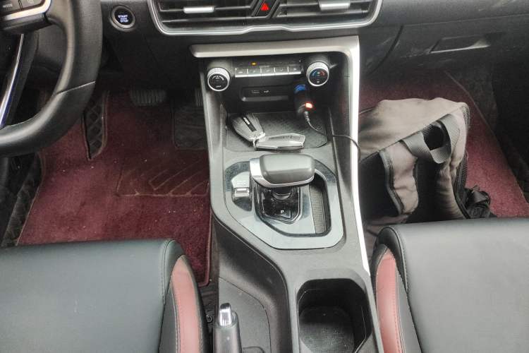 Used Geely Auto Coolray 2021 1.4T DCT Platinum Edition Gear Lever