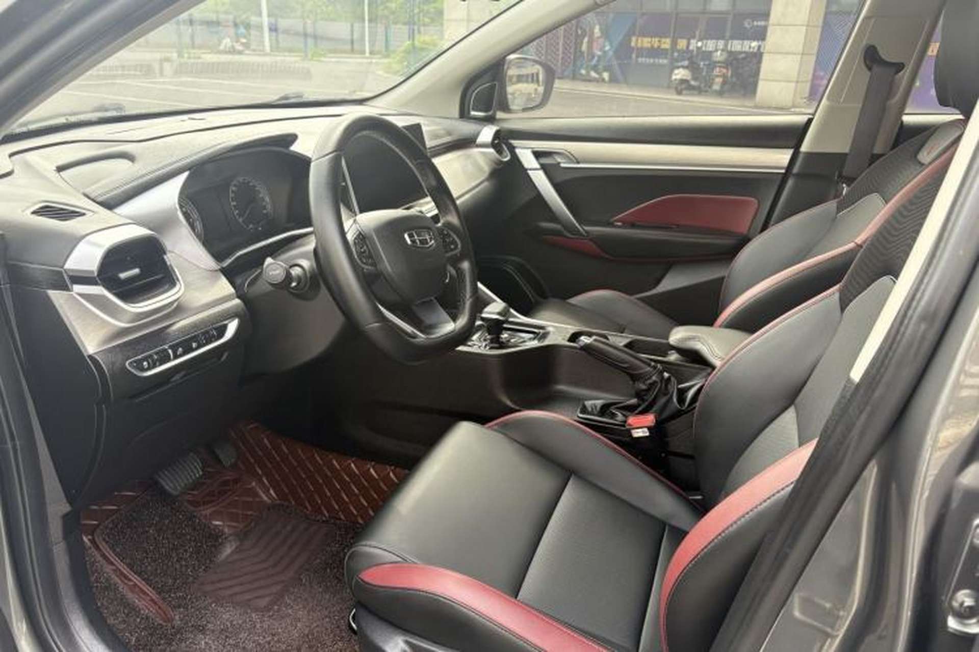 Used Geely Auto Coolray 2021 1.4T DCT Platinum Edition Interior 2