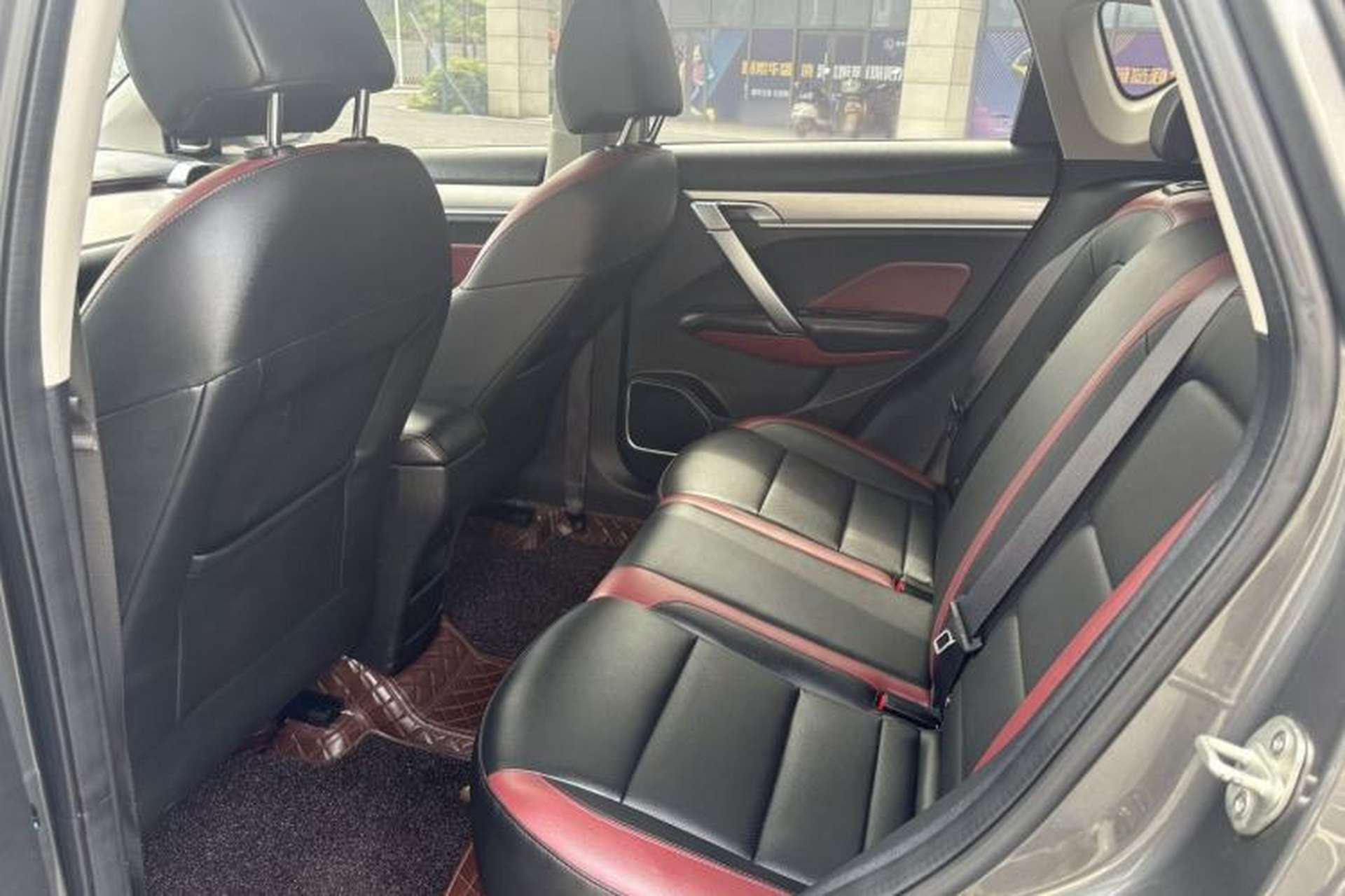 Used Geely Auto Coolray 2021 1.4T DCT Platinum Edition Interior 3