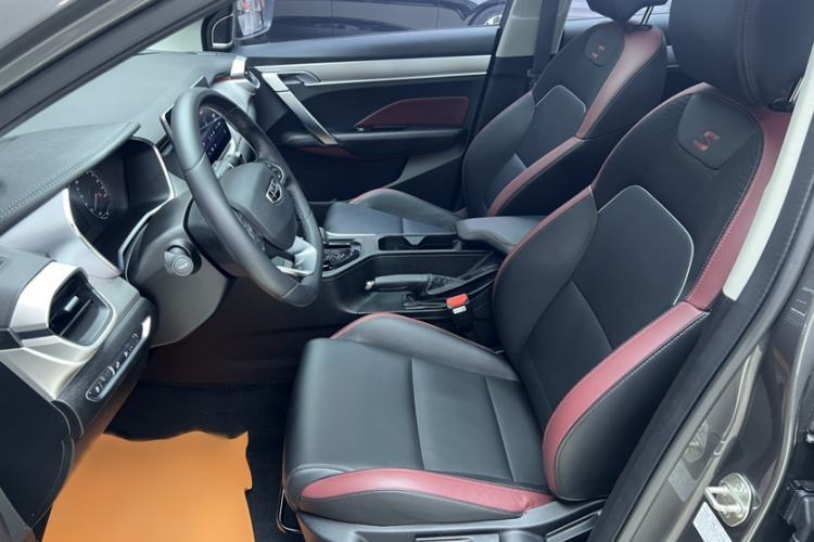 Used Geely Auto Coolray 2021 1.4T DCT Platinum Edition Interior 4