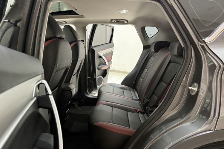 Used Geely Auto Coolray 2021 1.4T DCT Platinum Edition Interior 6