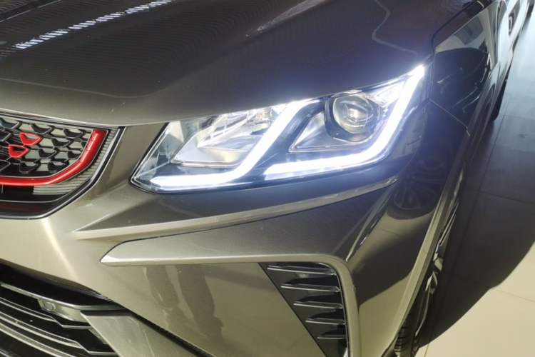 Used Geely Auto Coolray 2021 1.4T DCT Diamond Edition Left Front Headlight