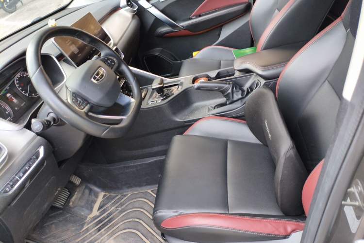 Used Geely Auto Coolray 2021 1.4T DCT Platinum Edition Left Front Seat