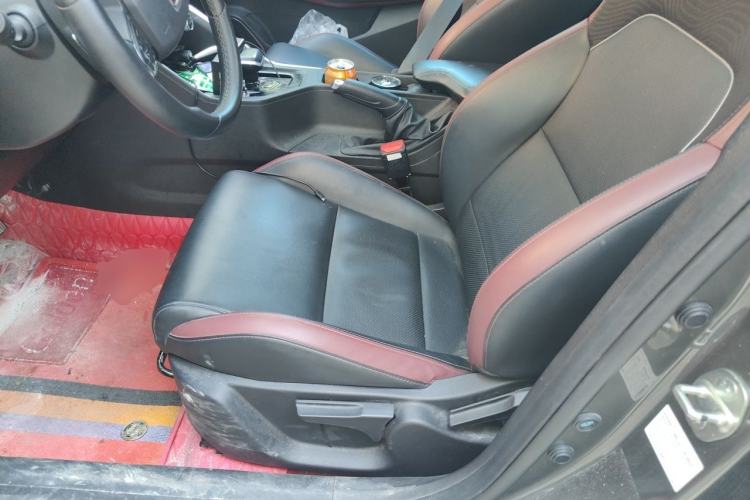 Used Geely Auto Coolray 2021 1.4T DCT Platinum Edition Left Front Seat