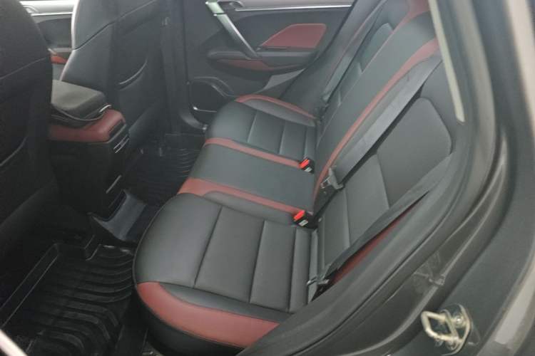 Used Geely Auto Coolray 2021 1.4T DCT Diamond Edition Left Rear Seat