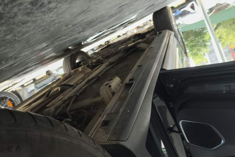 Used Geely Auto Coolray 2021 1.4T DCT Platinum Edition Left Side Sill