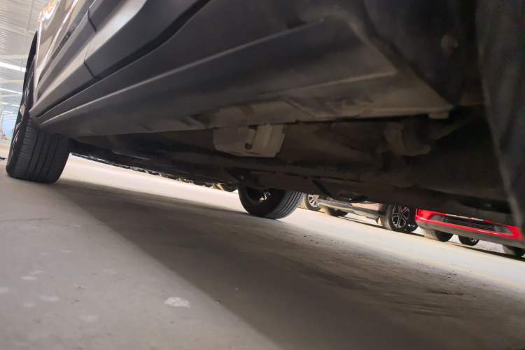 Used Geely Auto Coolray 2021 1.4T DCT Diamond Edition Left Side Sill