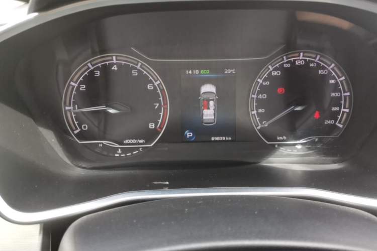 Used Geely Auto Coolray 2021 1.4T DCT Diamond Edition Odometer Close Up