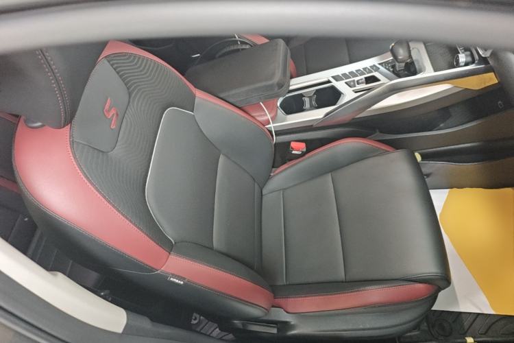 Used Geely Auto Coolray 2021 1.4T DCT Diamond Edition Right Front Seat