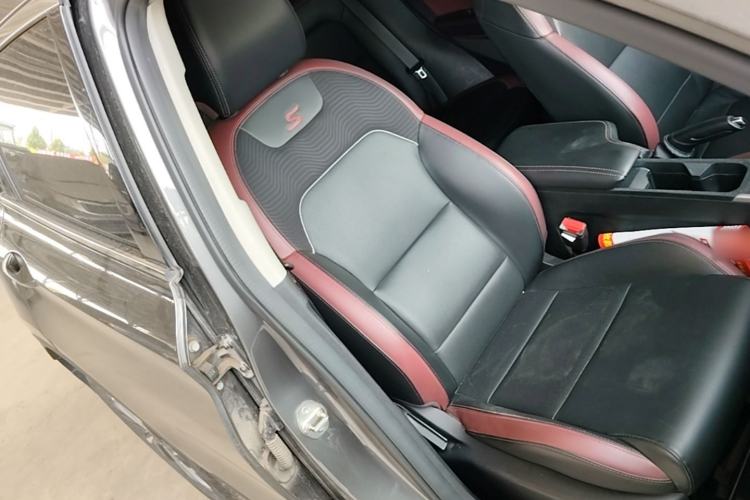 Used Geely Auto Coolray 2021 1.4T Manual Gold Edition Right Front Seat