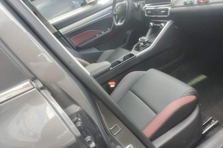 Used Geely Auto Coolray 2021 1.4T DCT Platinum Edition Right Front Seat