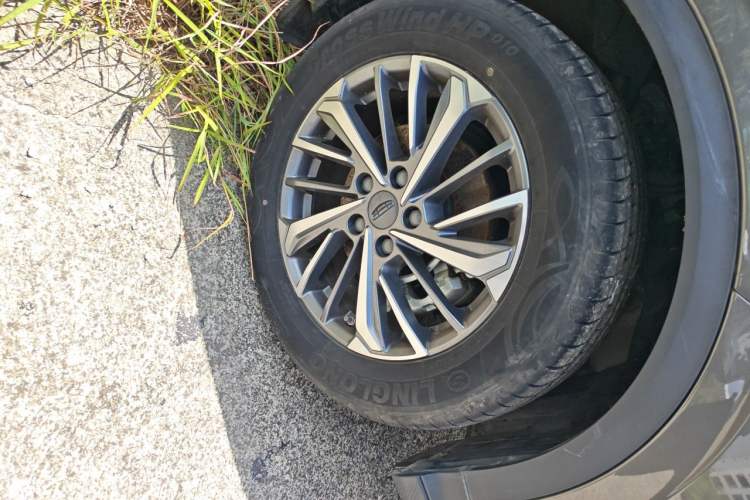 Used Geely Auto Coolray 2021 1.4T Manual Gold Edition Right Front Wheel Hub