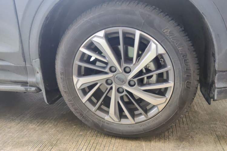Used Geely Auto Coolray 2021 1.4T DCT Platinum Edition Right Front Wheel Hub