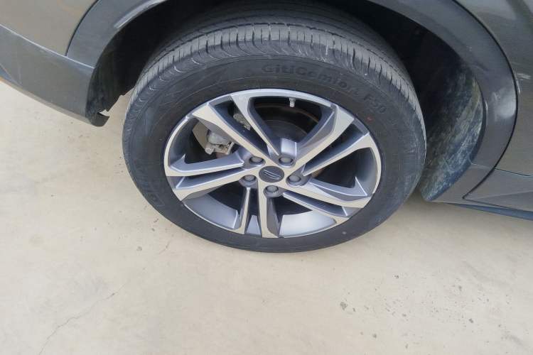 Used Geely Auto Coolray 2021 1.4T DCT Diamond Edition Right Rear Wheel Hub