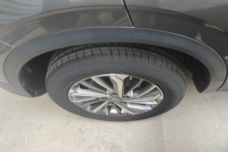 Used Geely Auto Coolray 2021 1.4T DCT Platinum Edition Right Rear Wheel Hub