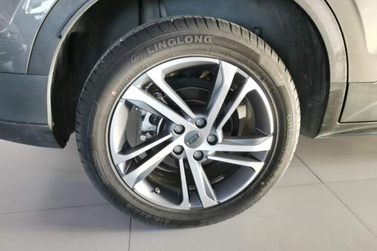 Used Geely Auto Coolray 2021 1.4T DCT Diamond Edition Right Rear Wheel Hub