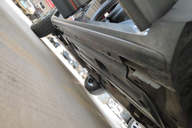 Used Geely Auto Coolray 2021 1.5TD DCT Glory Edition Right Side Sill