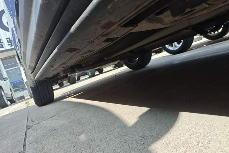 Used Geely Auto Coolray 2021 1.4T Manual Gold Edition Right Side Sill