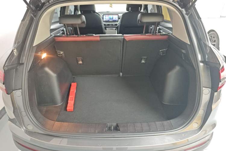 Used Geely Auto Coolray 2021 1.4T DCT Diamond Edition Trunk