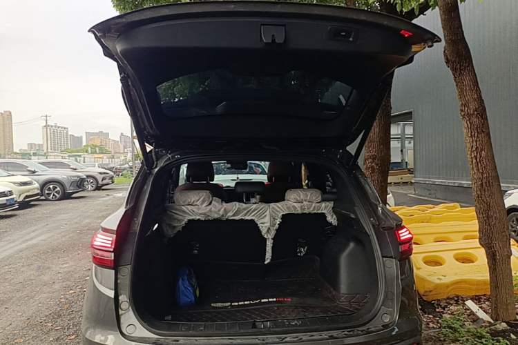 Used Geely Auto Coolray 2021 1.5TD DCT Battle Trunk