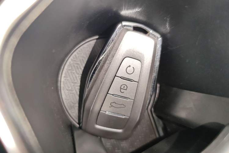 Used Geely Auto Coolray 2021 1.4T DCT Diamond Edition Vehicle Key