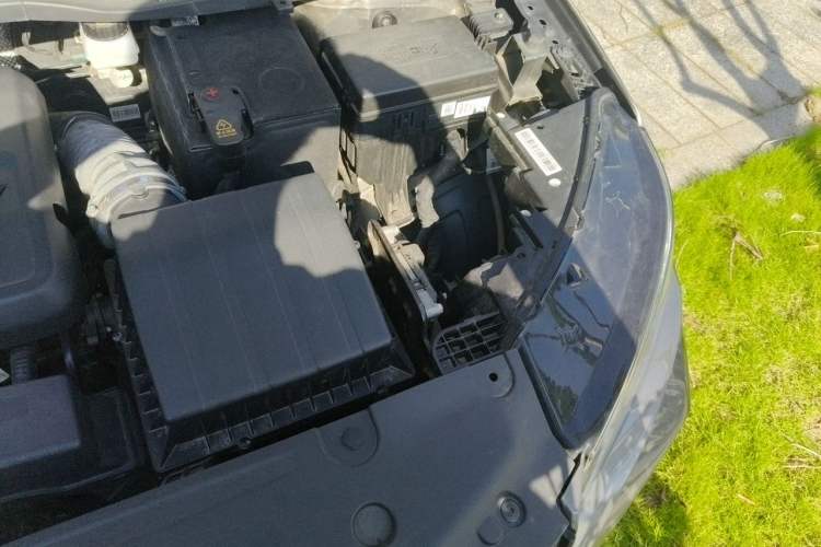 Used Geely Auto Coolray 2021 1.4T DCT Platinum Edition Engine Bay Left