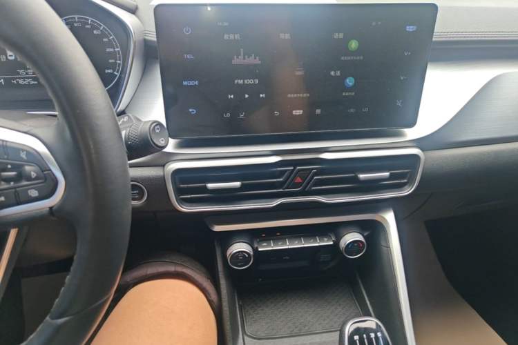 Used Geely Auto Coolray 2021 1.4T Manual Gold Edition Audio And AC Panel