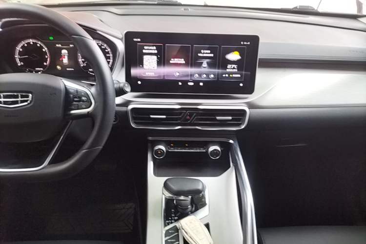 Used Geely Auto Coolray 2021 1.4T DCT Diamond Edition Audio And AC Panel